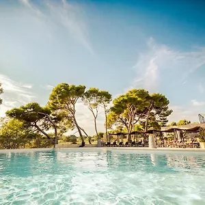 https://allura-golf-appartement.fr-provencehotel.com