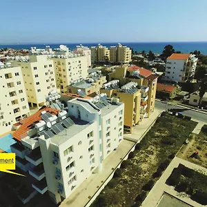 https://bright-apartment-makenzy.larnacahotels.org